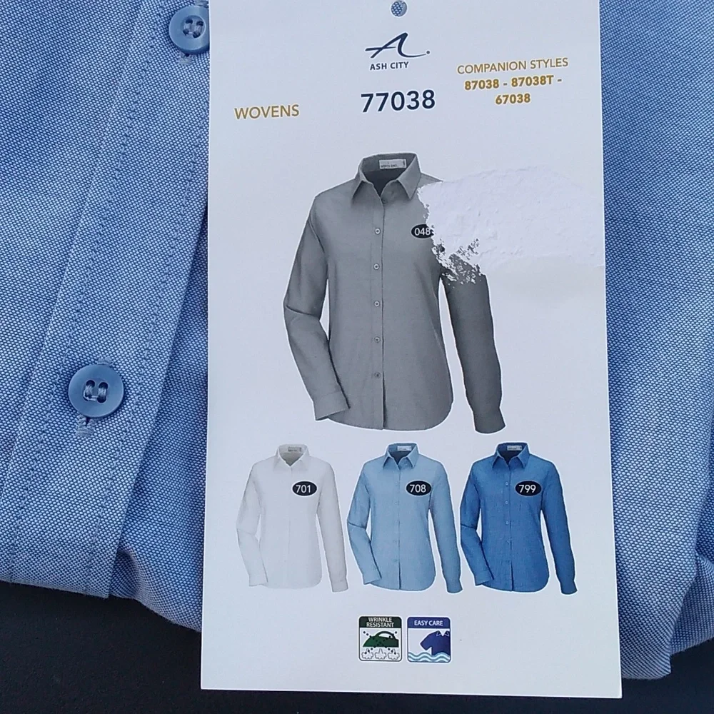 NWT Women's Long Sleeve Oxford Shirt, Sz Medium Wrinkle Resistant, Blue … - Picture 6 of 7